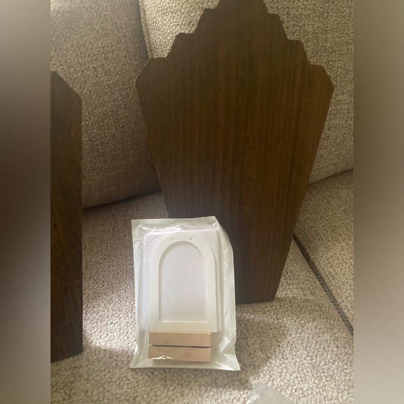 Last chance sale jewelry displays 4 necklace stands see pics - Picture 2 of 4